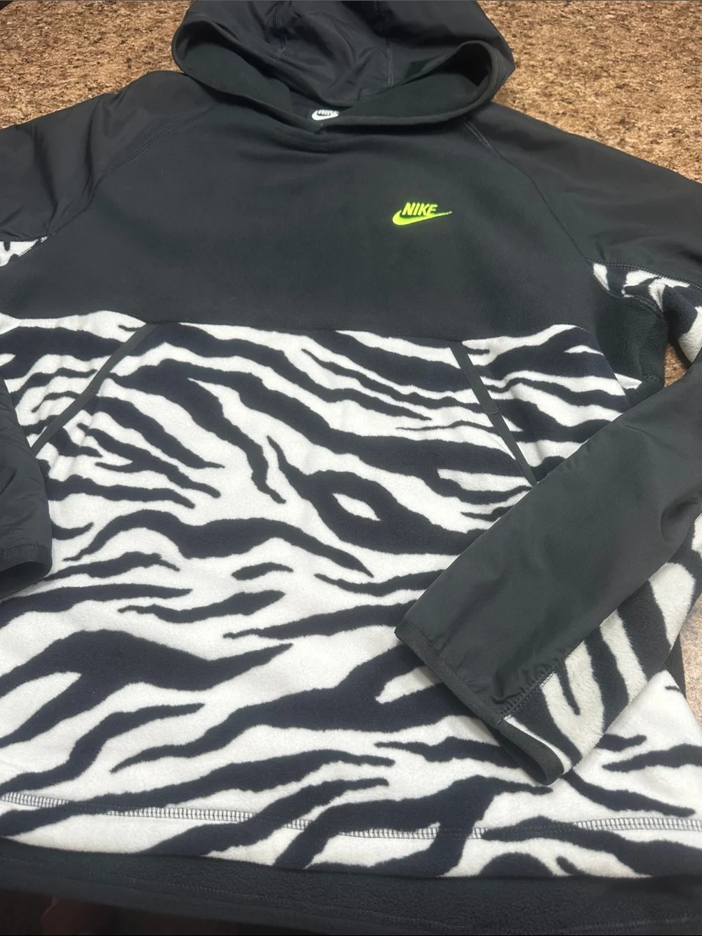 WORN ONCE Nike Black & White Zebra-Panel Pullover Hoodie Medium